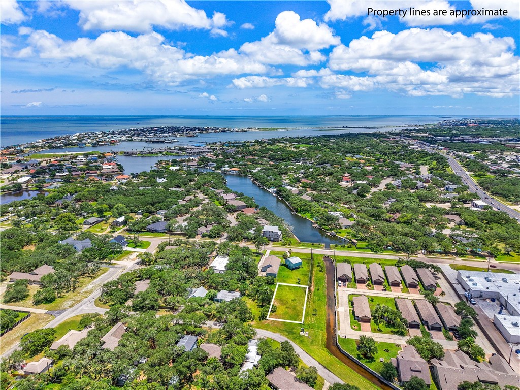 212 Timber Lane Rockport TX 78382