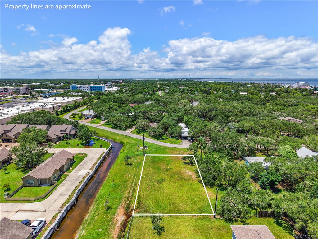 212 Timber Lane Rockport TX 78382