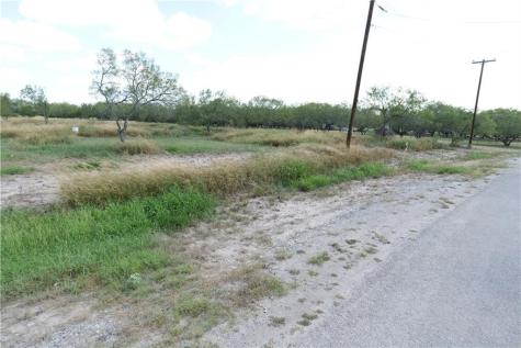 5960 Sweet Water Road Robstown TX 78380