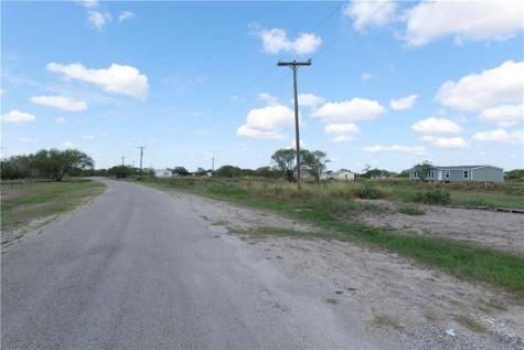 5960 Sweet Water Road Robstown TX 78380
