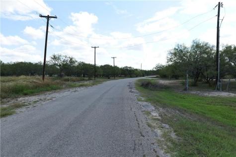 5960 Sweet Water Road Robstown TX 78380