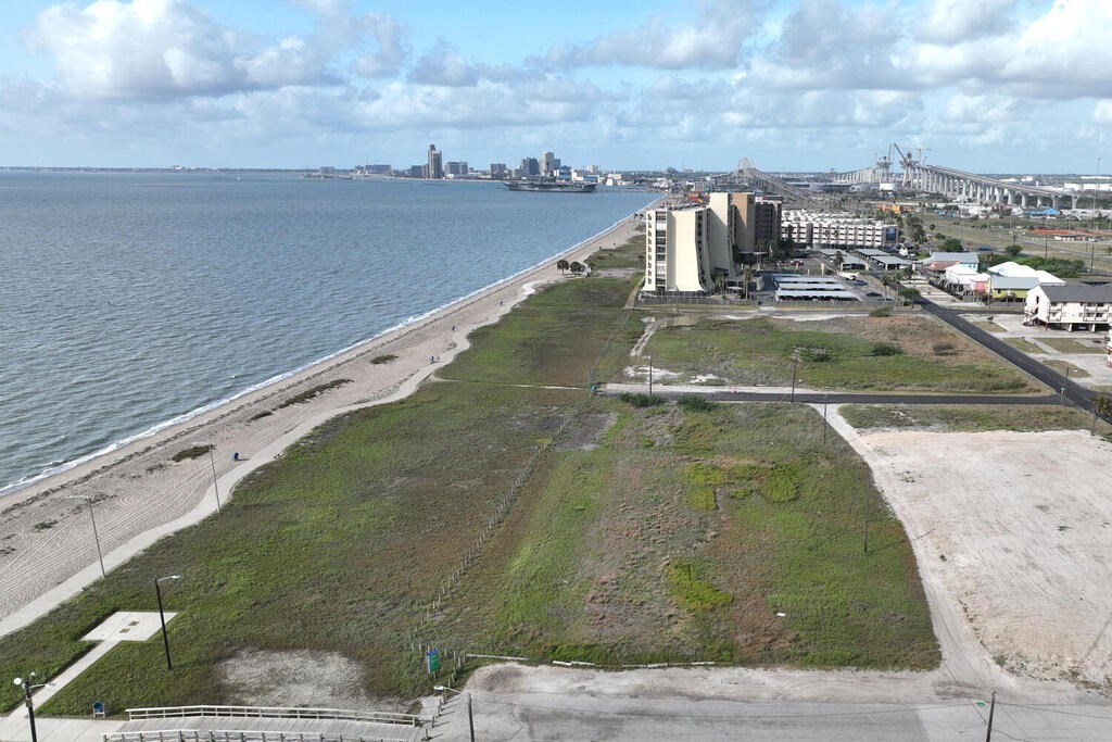 4421 N Shoreline Boulevard Corpus Christi TX 78402