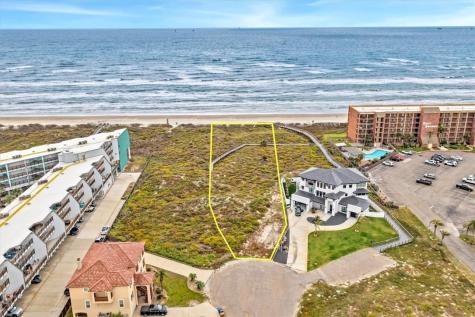 102 Mariners Drive Port Aransas TX 78373