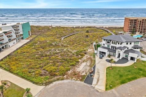 102 Mariners Drive Port Aransas TX 78373