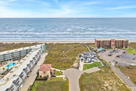 102 Mariners Drive Port Aransas TX 78373