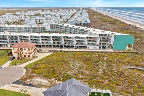 102 Mariners Drive Port Aransas TX 78373