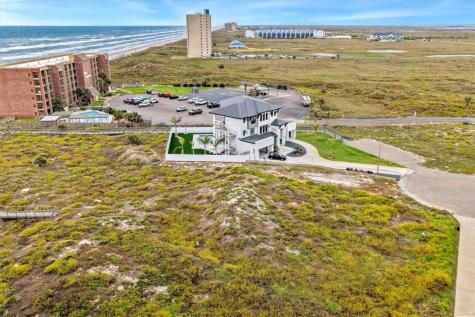 102 Mariners Drive Port Aransas TX 78373