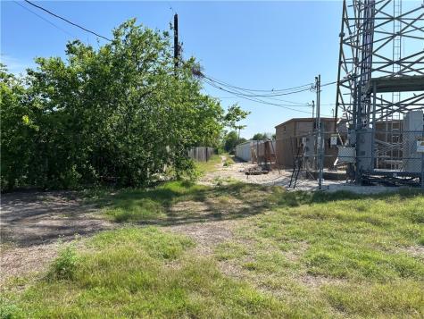 623 Commerce Street Portland TX 78374