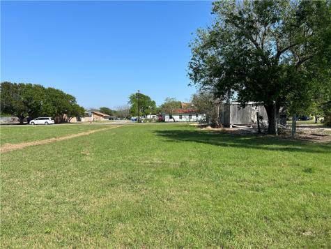 623 Commerce Street Portland TX 78374