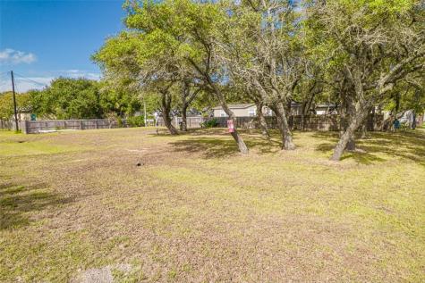 503 N Verne Street Rockport TX 78382