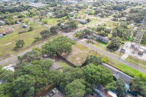 503 N Verne Street Rockport TX 78382