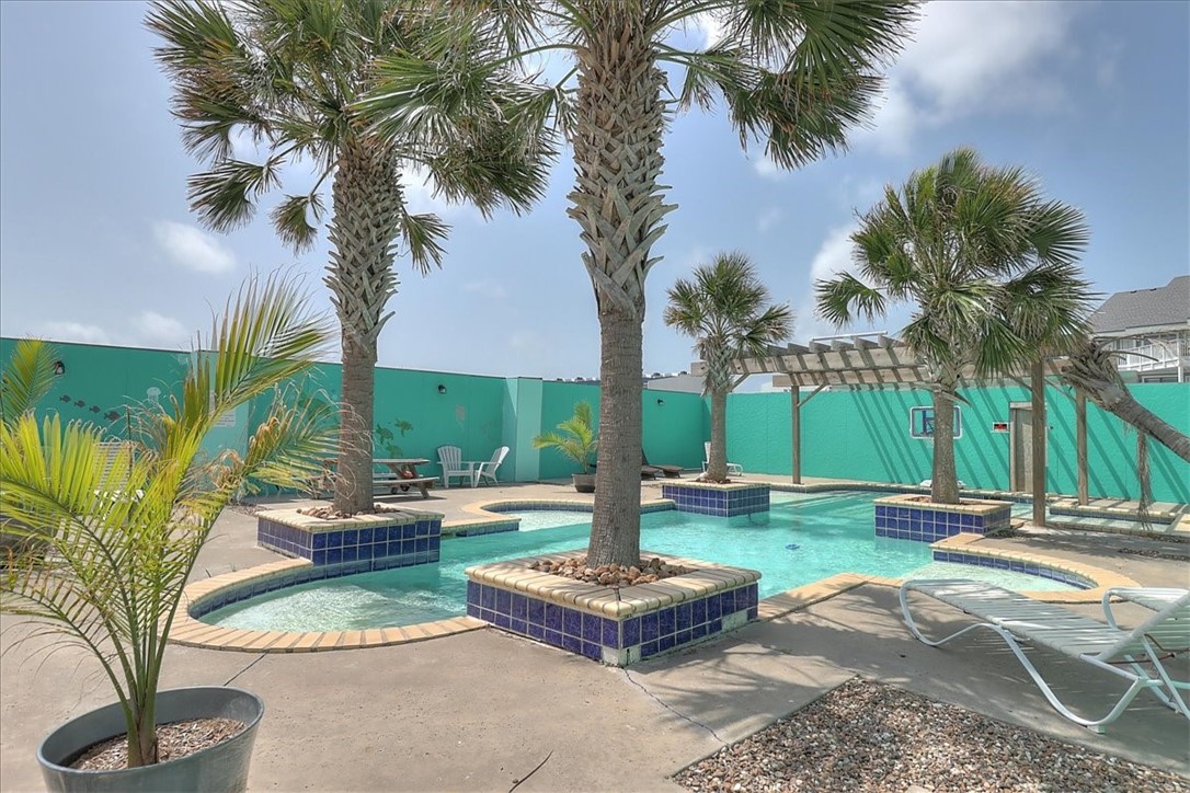 6233 State Highway 361 7 Port Aransas TX 78373