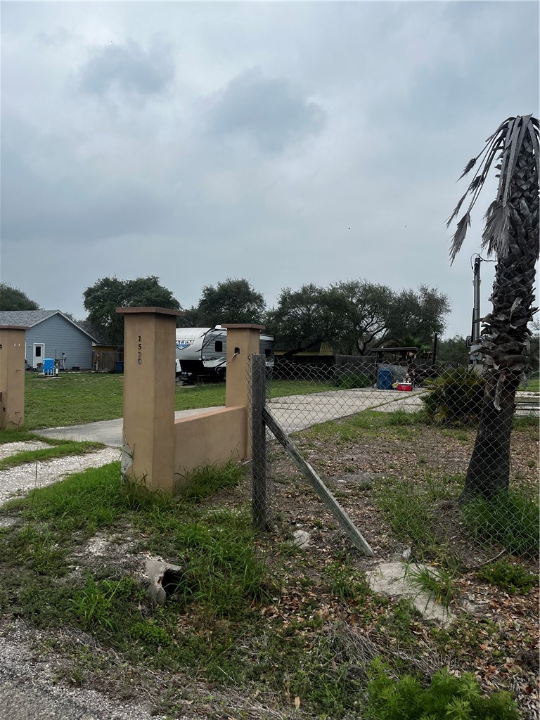 1520 Eighteenth Street Rockport TX 78382