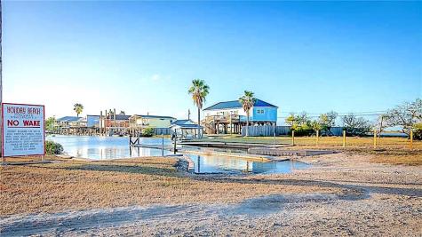 124 Belaire Drive Rockport TX 78382