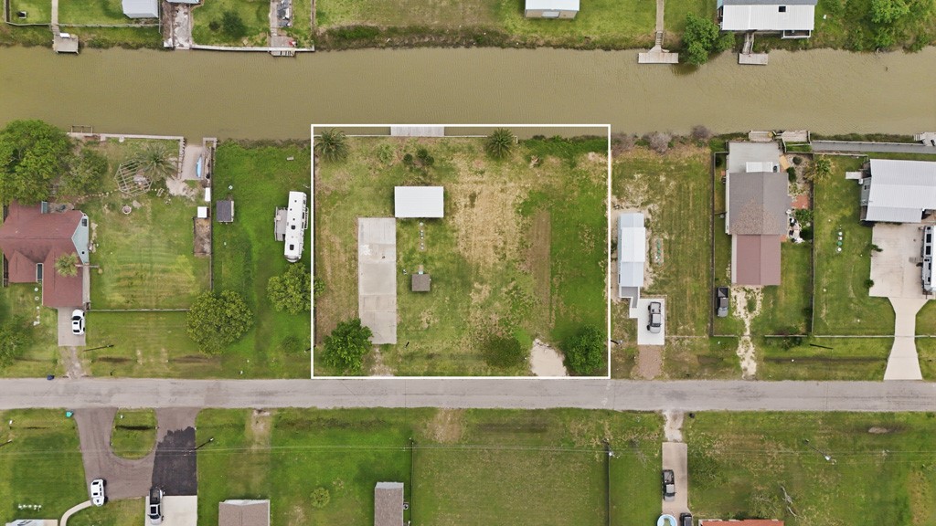217 W Pompano Rockport TX 78382