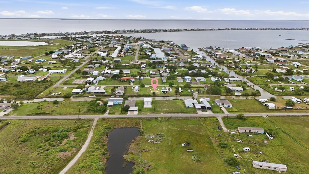 217 W Pompano Rockport TX 78382