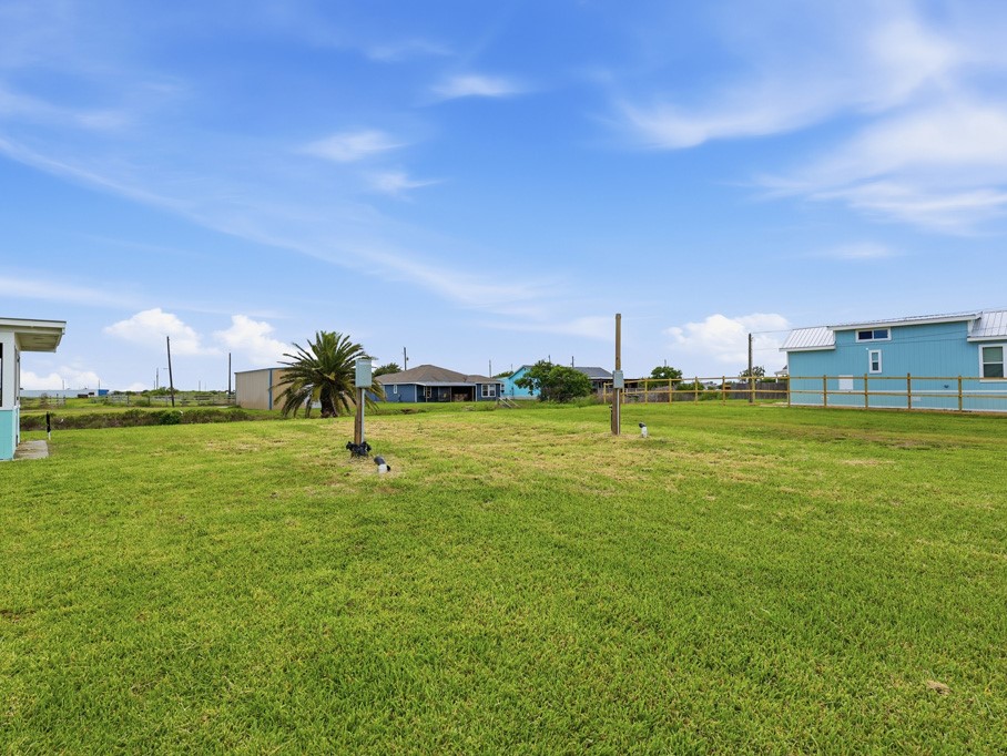 217 W Pompano Rockport TX 78382