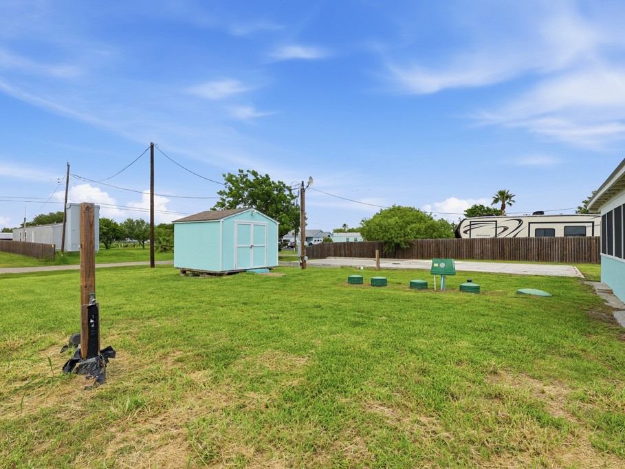 217 W Pompano Rockport TX 78382