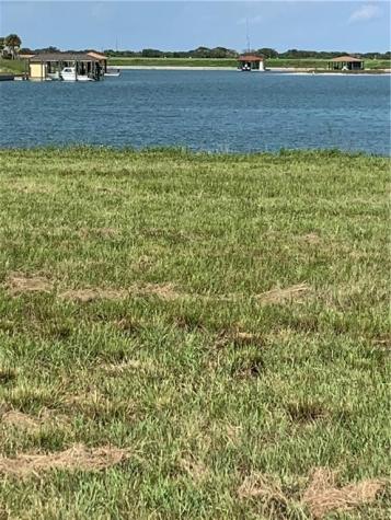 162 Chateau Way Port O'connor TX 77982