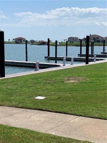 162 Chateau Way Port O'connor TX 77982