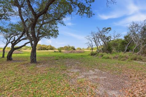 1203 W Young Avenue Aransas Pass TX 78336