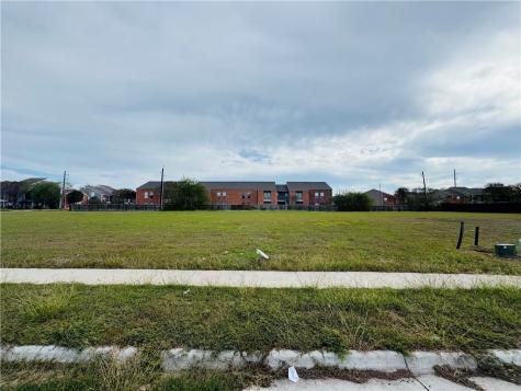 2414 Manuel Lane Corpus Christi TX 78414