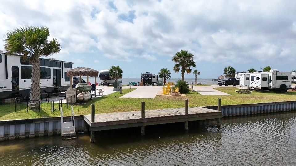 101 Caribbean Drive 11 Corpus Christi TX 78418