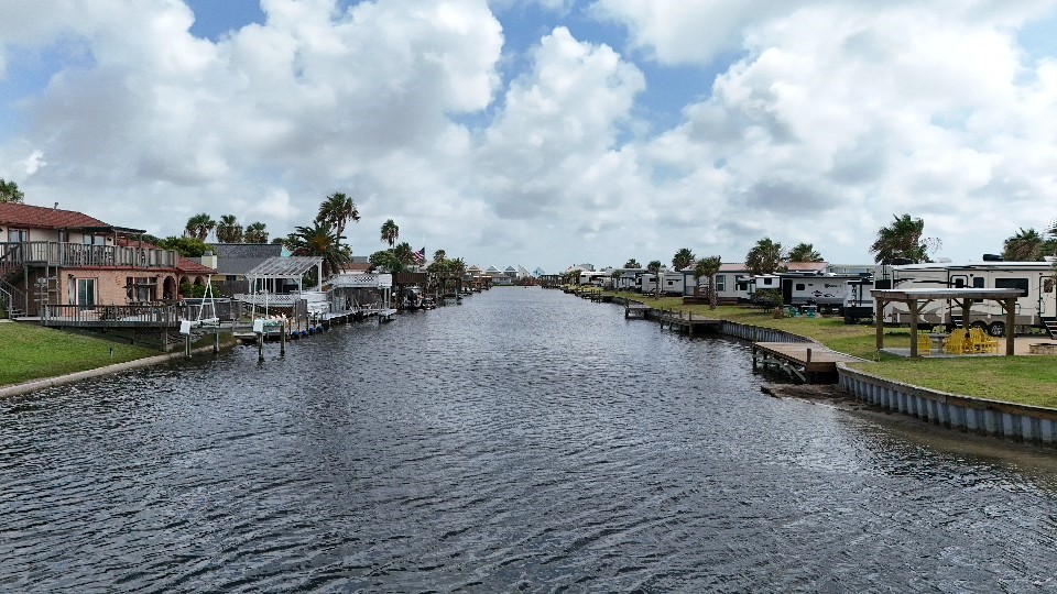 101 Caribbean Drive 11 Corpus Christi TX 78418