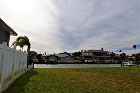 343 Bayside Drive Port Aransas TX 78373