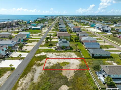 911 S Magnolia Street Rockport TX 78382