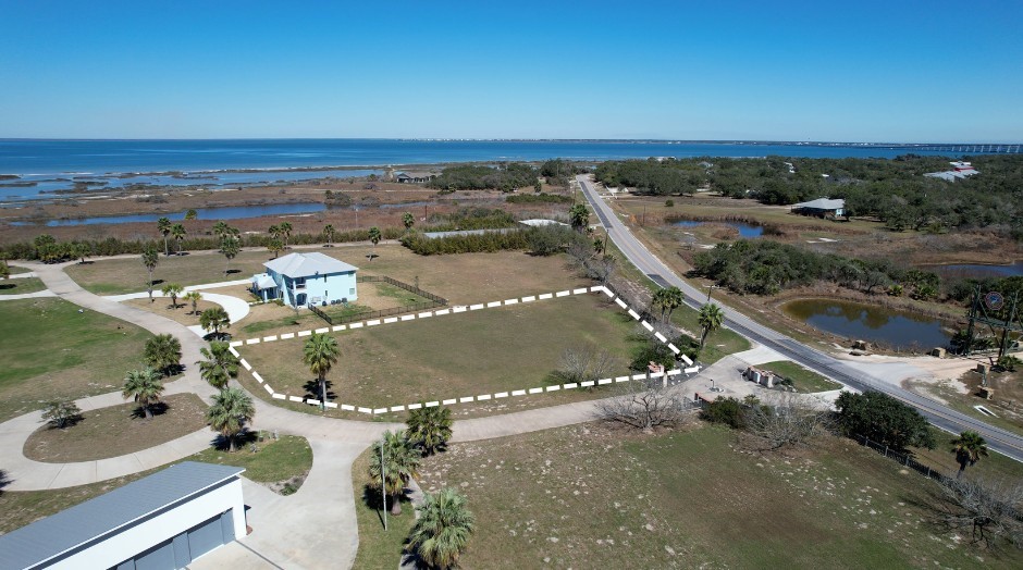 102 Redfish Point Drive Rockport TX 78382
