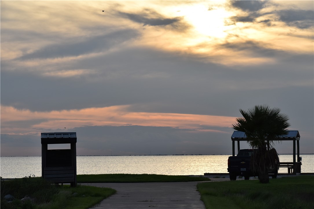 102 Redfish Point Drive Rockport TX 78382