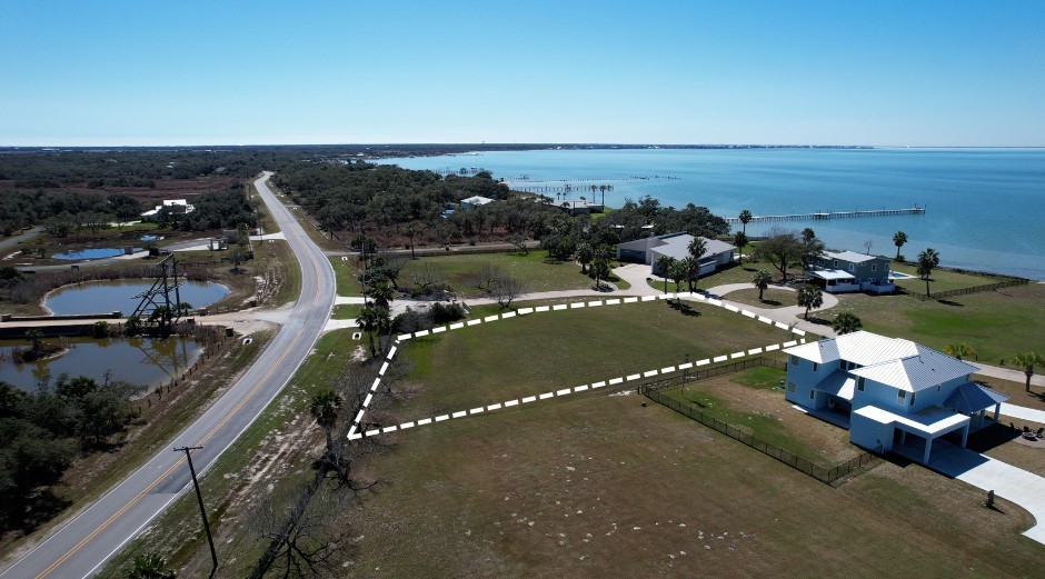102 Redfish Point Drive Rockport TX 78382