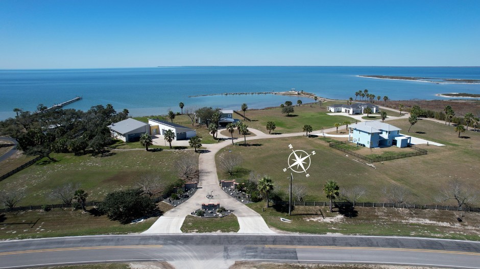 102 Redfish Point Drive Rockport TX 78382