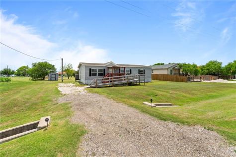 518 3rd Street Bayside TX 78340