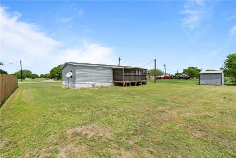 518 3rd Street Bayside TX 78340