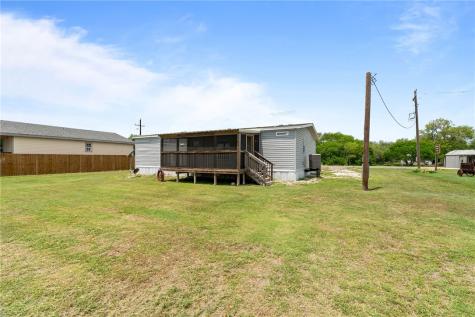 518 3rd Street Bayside TX 78340