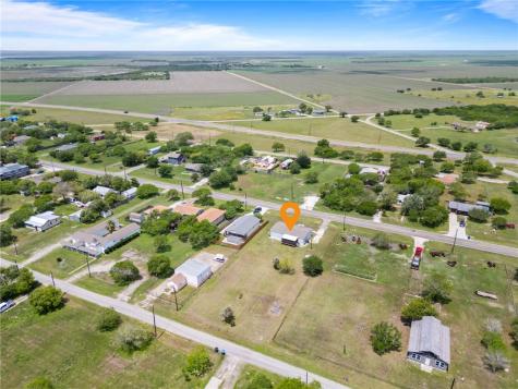 518 3rd Street Bayside TX 78340