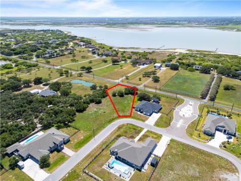 2121 Friesian Drive Corpus Christi TX 78418