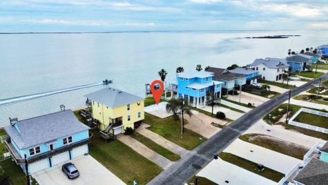 123 Ocean Drive Rockport TX 78382
