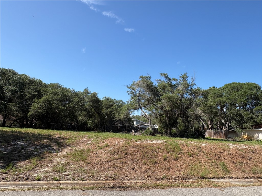 3106 Traylor Boulevard Rockport TX 78382