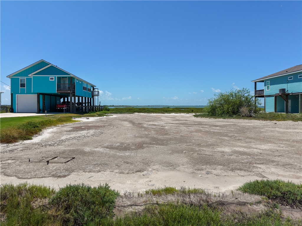 74 Newcomb Bend Rockport TX 78382