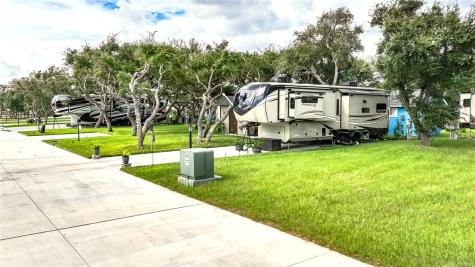 1406 W Corpus Christi Street 57 Rockport TX 78382