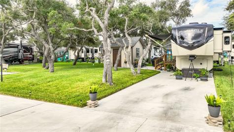 1406 W Corpus Christi Street 57 Rockport TX 78382