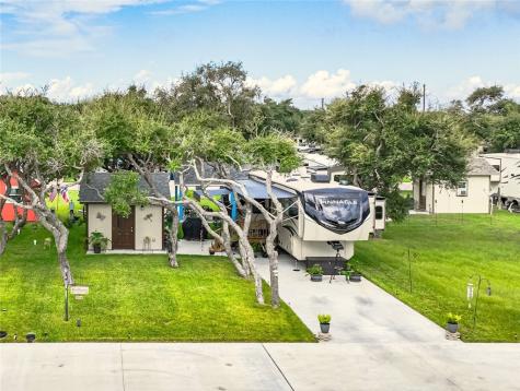 1406 W Corpus Christi Street 57 Rockport TX 78382