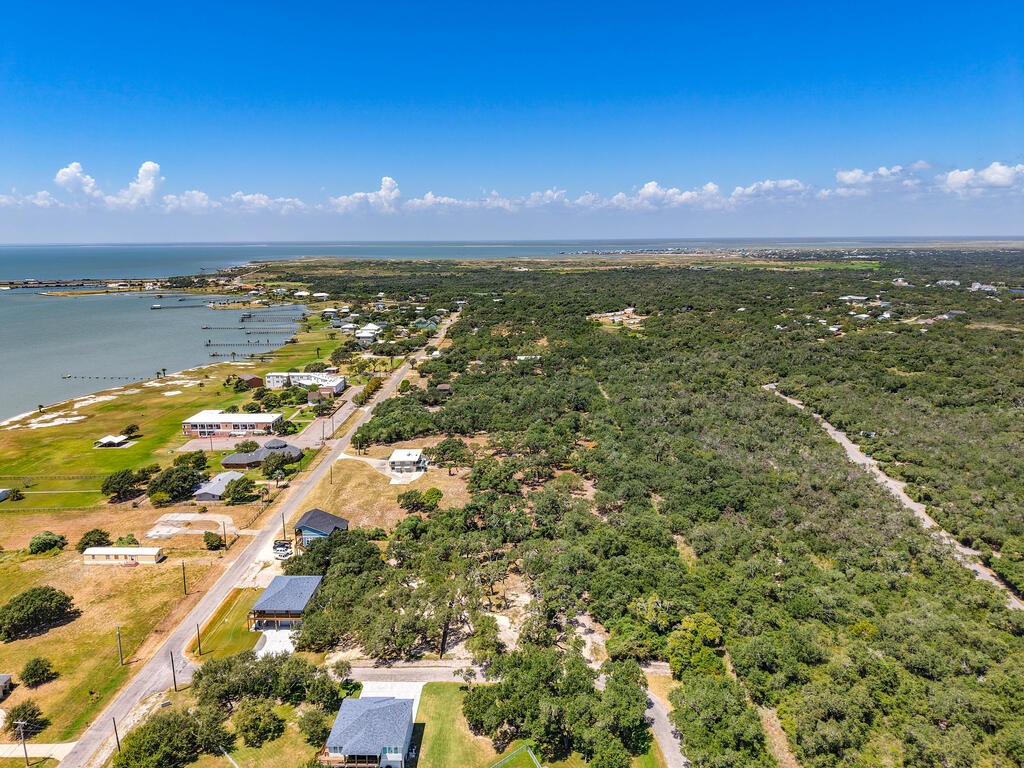 40 Magnolia Street Rockport TX 78382