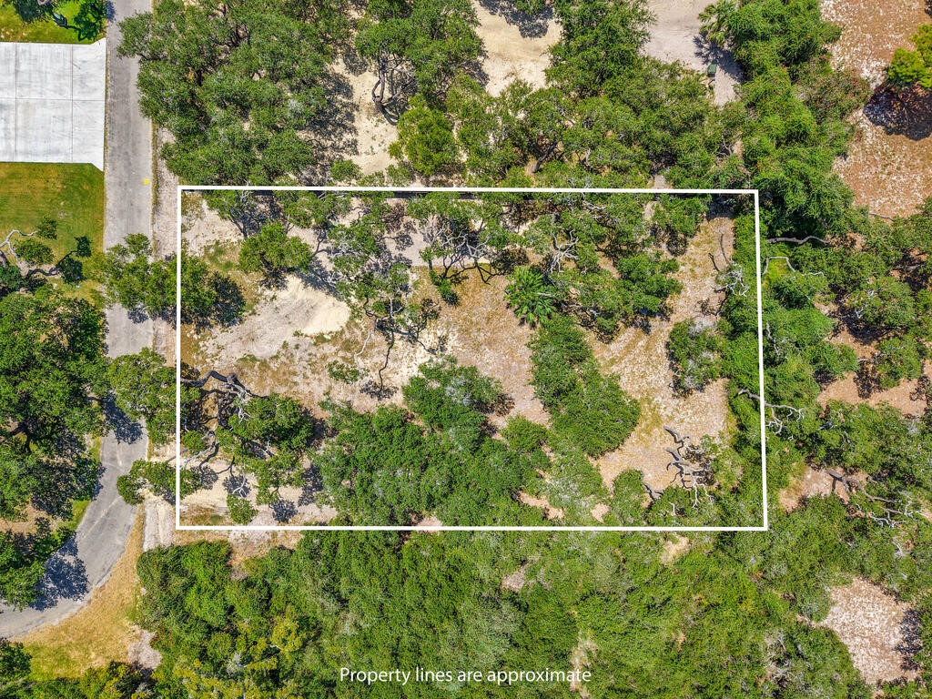 40 Magnolia Street Rockport TX 78382