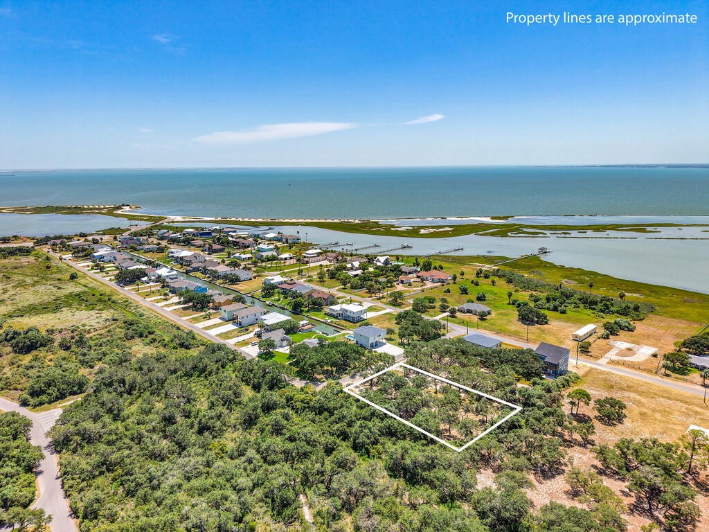 40 Magnolia Street Rockport TX 78382