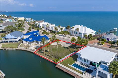 1877 Bay Shore Drive Rockport TX 78382