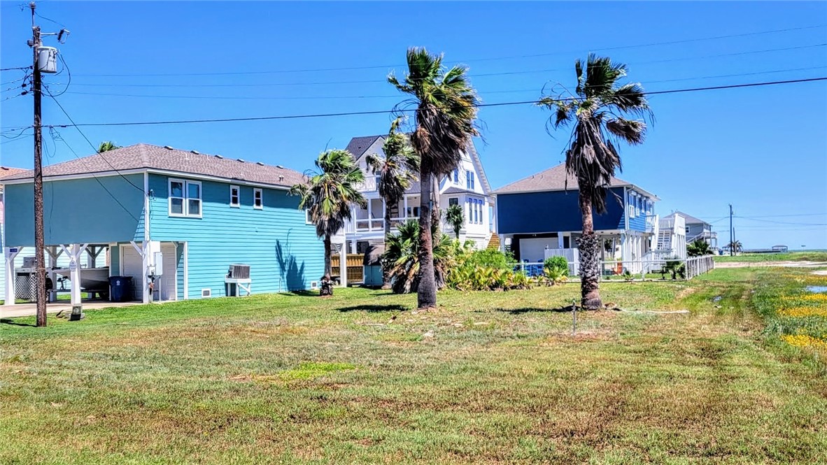 1232 S Live Oak Street Rockport TX 78382
